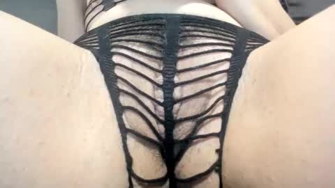 Snapshot of kinkykortney chatting on February 12, 2026, 12:33 pm Kinky online show from February 12, 2026, 12:33 pm