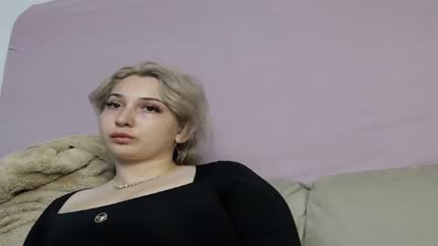 Snapshot of kinkyrebecca chatting on March 27, 2026, 10:31 pm Rebecca online show from March 27, 2026, 10:31 pm