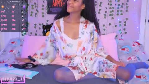 Snapshot of kira21_13 chatting on December 23, 2025, 1:25 am Kira21 13 online show from December 23, 2025, 1:25 am