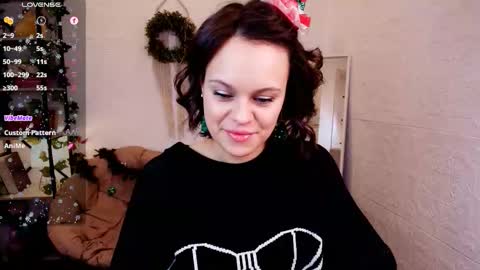 kira_energy online show from December 17, 2025, 1:55 am