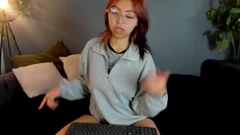 kira_exe online show from March 12, 2026, 11:38 am