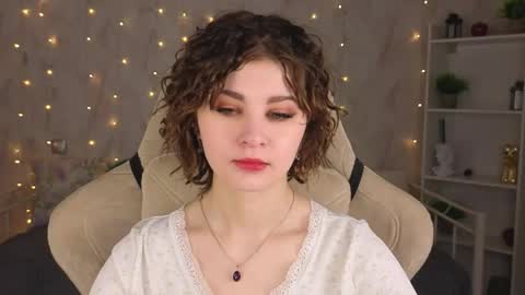 Snapshot of kira_fluffy chatting on May 31, 2026, 12:08 am Kira online show from May 31, 2026, 12:08 am