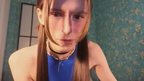 Snapshot of kira_long chatting on January 15, 2026, 12:21 pm MADI online show from January 15, 2026, 12:21 pm