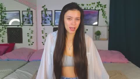 Snapshot of kira_low chatting on January 25, 2025, 9:04 pm Kira online show from January 25, 2025, 9:04 pm