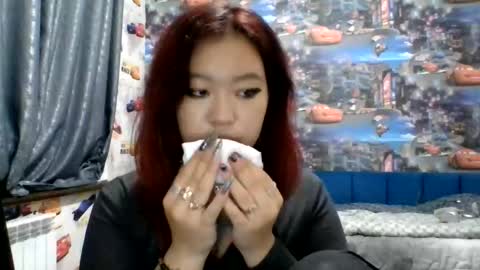 Snapshot of kiradrip chatting on October 2, 2025, 7:21 pm Kira online show from October 2, 2025, 7:21 pm