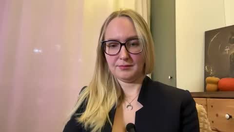 KiraFatex online show from November 17, 2025, 4:13 pm