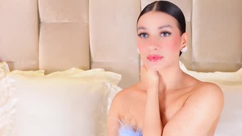 Snapshot of kirakayleigh chatting on December 22, 2025, 2:30 am kira online show from December 22, 2025, 2:30 am