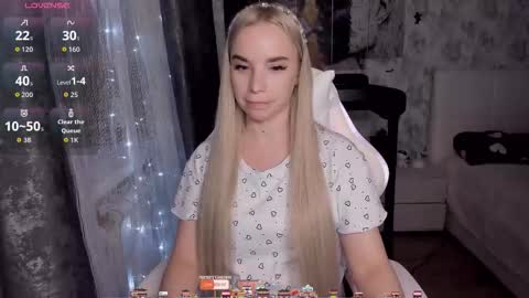 kirakrox online show from November 9, 2025, 6:39 pm