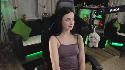 Snapshot of kiralilime chatting on March 5, 2026, 7:32 pm Kira online show from March 5, 2026, 7:32 pm