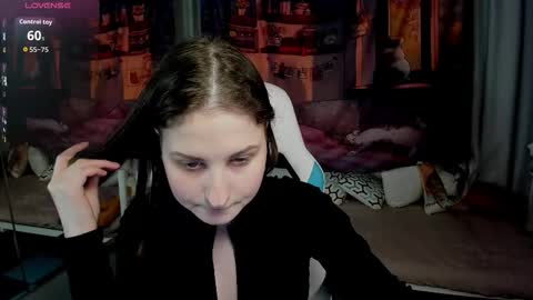 Snapshot of kiraparker chatting on March 17, 2026, 6:33 pm KiraParker online show from March 17, 2026, 6:33 pm