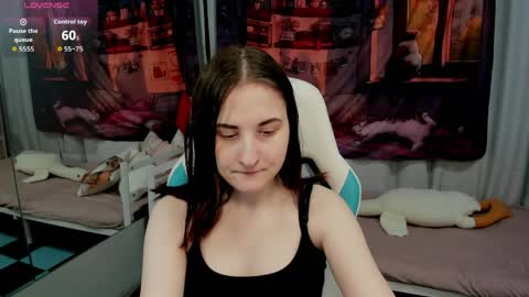 Snapshot of kiraparker chatting on April 3, 2026, 2:04 pm KiraParker online show from April 3, 2026, 2:04 pm