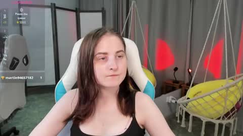 Snapshot of kiraparker chatting on May 6, 2026, 3:39 pm KiraParker online show from May 6, 2026, 3:39 pm