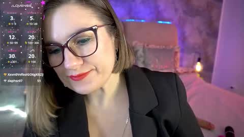 Snapshot of kiraroxx chatting on March 11, 2026, 9:32 pm Kira online show from March 11, 2026, 9:32 pm