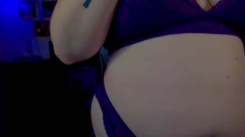 Snapshot of kiraspitqueen chatting on March 2, 2026, 4:25 am KiraSpitQueen online show from March 2, 2026, 4:25 am