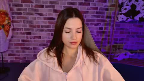 kiravair online show from November 22, 2025, 5:06 am