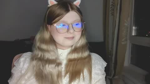 Snapshot of kirayume chatting on May 12, 2026, 8:06 pm KiraYume online show from May 12, 2026, 8:06 pm