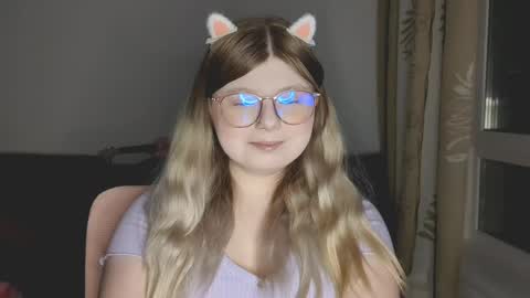 Snapshot of kirayume chatting on May 14, 2026, 8:15 pm KiraYume online show from May 14, 2026, 8:15 pm