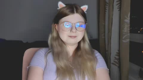 Snapshot of kirayume chatting on May 17, 2026, 9:00 pm KiraYume online show from May 17, 2026, 9:00 pm