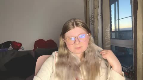 Snapshot of kirayume chatting on May 29, 2026, 10:41 pm KiraYume online show from May 29, 2026, 10:41 pm
