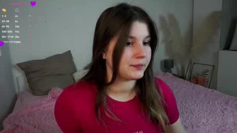 Snapshot of kirazephyr chatting on November 23, 2025, 8:03 am Kira online show from November 23, 2025, 8:03 am