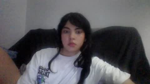 Snapshot of kiri_cute chatting on January 13, 2025, 5:33 am Kiri online show from January 13, 2025, 5:33 am