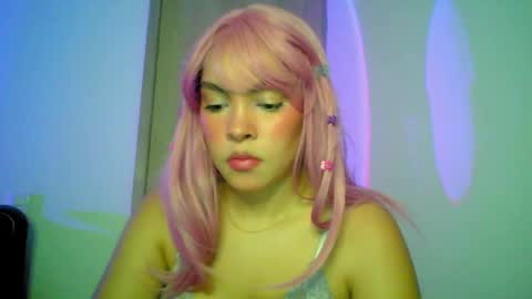 Snapshot of kiri_cute chatting on September 19, 2025, 4:14 am Kiri online show from September 19, 2025, 4:14 am