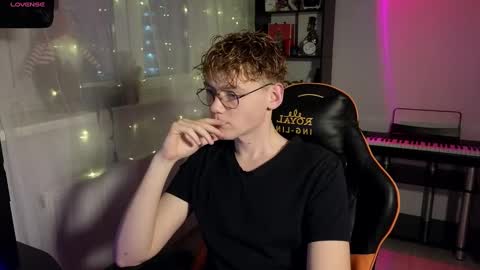 Kirill and Andrey online show from February 23, 2025, 7:17 pm