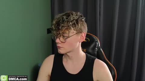 Snapshot of kirill_20_cm chatting on February 10, 2026, 12:53 pm Kirill and Andrey online show from February 10, 2026, 12:53 pm