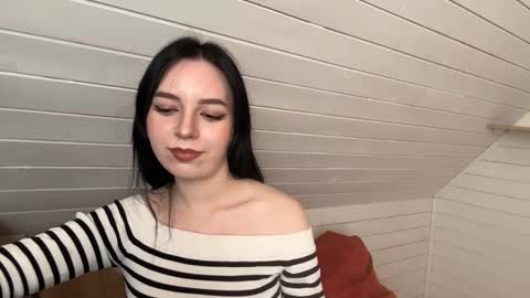 Bett online show from November 19, 2025, 9:42 am