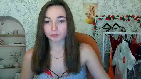 Valeria online show from November 14, 2025, 6:28 pm