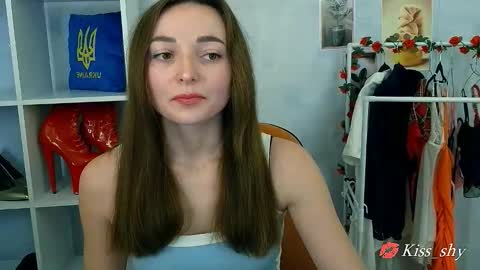 Snapshot of kiss_shy chatting on January 8, 2026, 6:43 pm Valeria online show from January 8, 2026, 6:43 pm