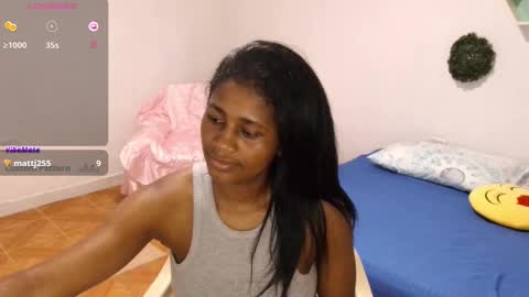 Violet  online show from December 19, 2024, 2:56 am