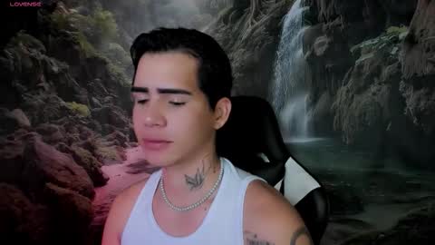 Snapshot of kiss_whitee chatting on February 28, 2026, 6:58 am kiss_whitee online show from February 28, 2026, 6:58 am