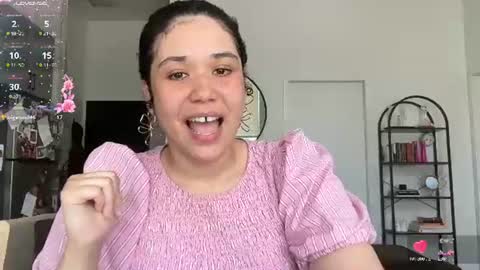 Kiss  Currency online show from June 10, 2026, 3:33 pm