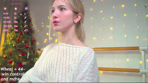 Kate  online show from December 13, 2025, 7:53 pm