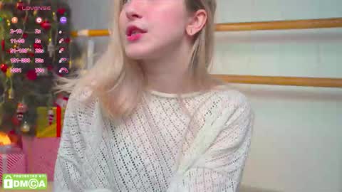 Kate  online show from December 21, 2025, 2:13 pm