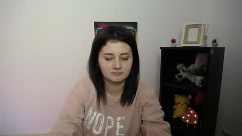 kissleoxx online show from October 10, 2025, 1:21 pm