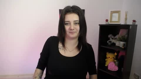 kissleoxx online show from October 23, 2025, 1:43 pm