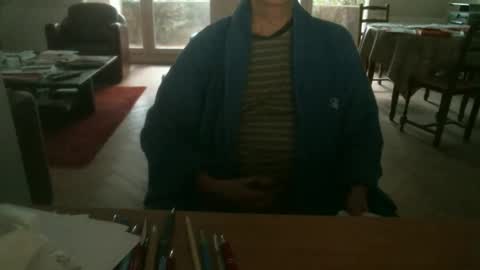 kisslog1 online show from October 26, 2025, 4:02 pm