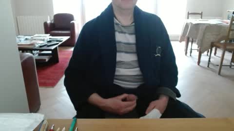 Snapshot of kisslog1 chatting on February 8, 2026, 9:45 am kisslog1 online show from February 8, 2026, 9:45 am