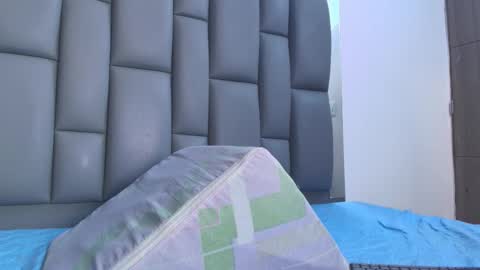 Snapshot of kissme_luna chatting on January 10, 2026, 7:04 pm BELLA FLAME online show from January 10, 2026, 7:04 pm