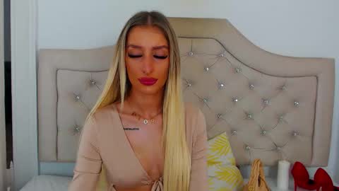 Natalie online show from November 19, 2025, 11:32 am