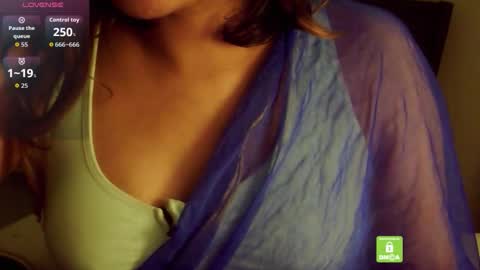 Snapshot of kisspriya chatting on April 8, 2026, 6:52 pm J online show from April 8, 2026, 6:52 pm