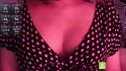 Snapshot of kisspriya chatting on April 20, 2026, 7:26 pm J online show from April 20, 2026, 7:26 pm