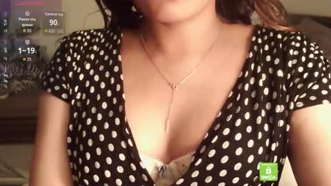 Snapshot of kisspriya chatting on May 7, 2026, 7:41 pm J online show from May 7, 2026, 7:41 pm