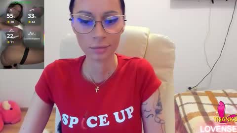 Snapshot of kisssnicol chatting on March 7, 2026, 6:27 pm kisssnicol online show from March 7, 2026, 6:27 pm
