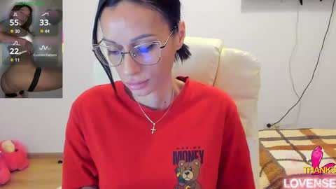 Snapshot of kisssnicol chatting on March 10, 2026, 5:29 pm kisssnicol online show from March 10, 2026, 5:29 pm
