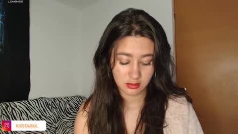 Snapshot of kisstarxxx chatting on December 15, 2025, 10:47 pm Helena and Brad online show from December 15, 2025, 10:47 pm