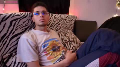 Snapshot of kisstarxxx chatting on February 15, 2026, 7:38 am Helena and Brad online show from February 15, 2026, 7:38 am