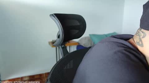 Snapshot of kite__ chatting on January 28, 2025, 5:14 pm kite__ online show from January 28, 2025, 5:14 pm